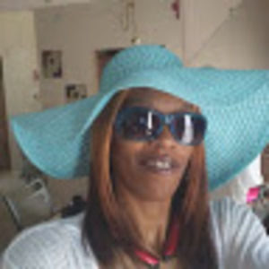 Meet your Posher, Carla